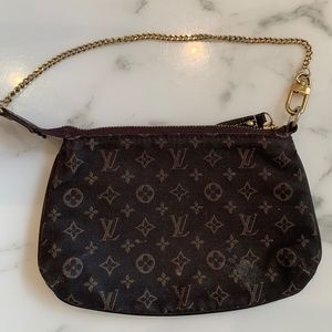 Authentic Louis Vuitton Pochette